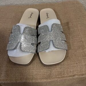 Qupid Silver Glitter Slide Sandals